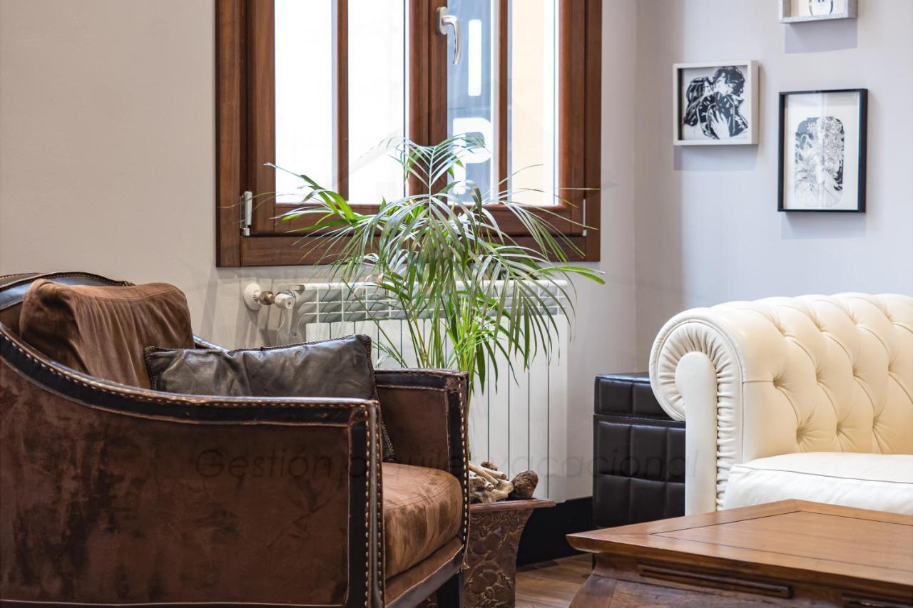 Chambre Noir Apartamento Oviedo Kültér fotó