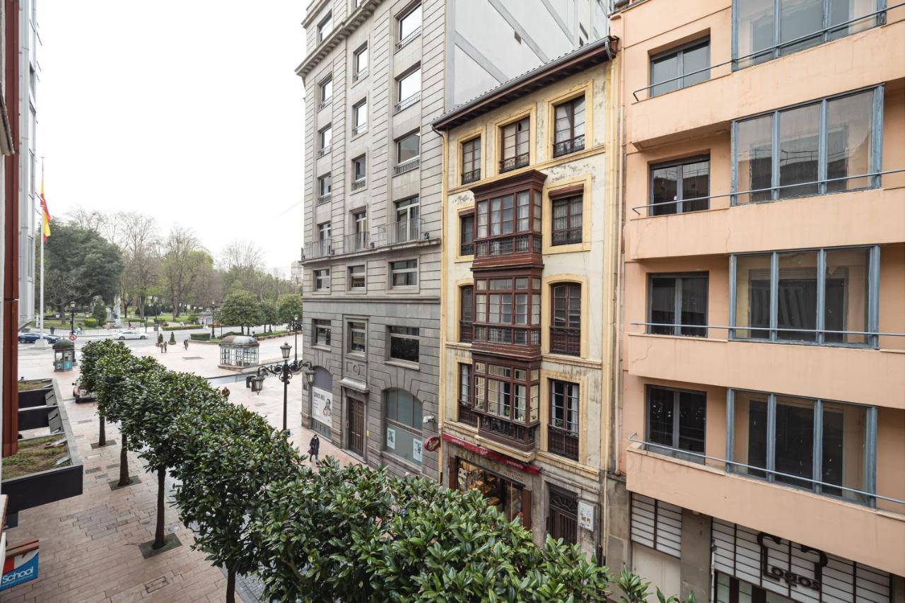 Chambre Noir Apartamento Oviedo Kültér fotó